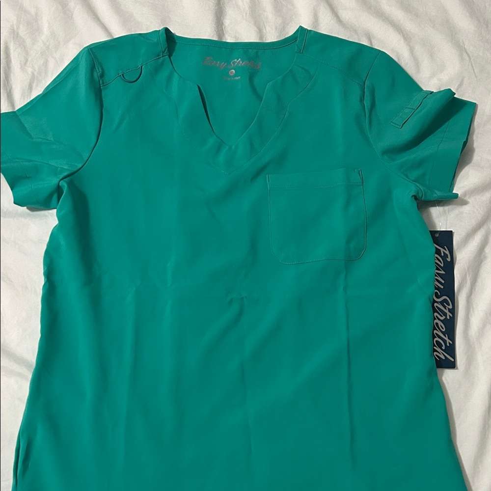 Uniform Advantage Scrub Top